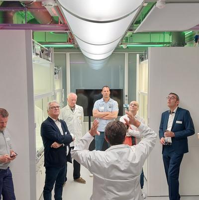 Scientific analysis of a pressurized diffusor duct found 30-50% energy savings.